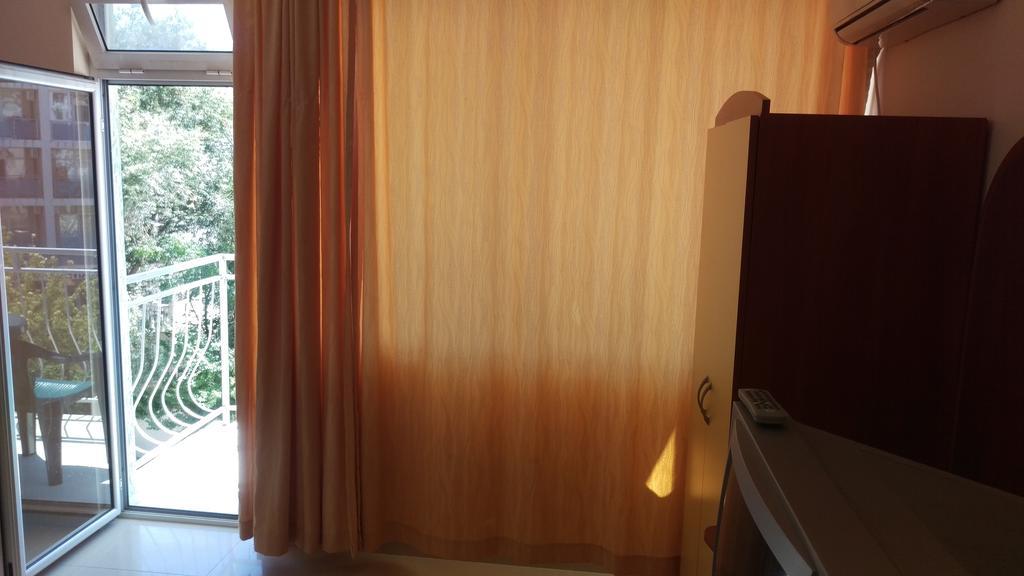 Guest House Paskal Slântsjev Brjag Eksteriør bilde